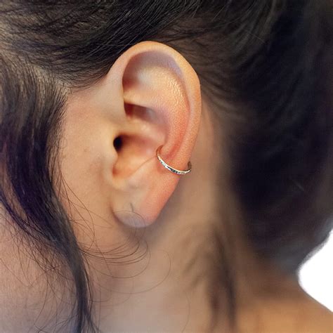 arito en la concha|CUIDADOS PARA EL PIERCING CONCH